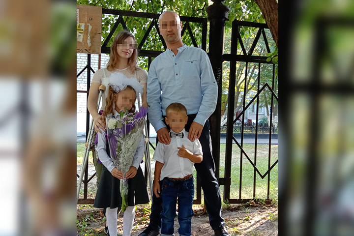 В аварии серьезно пострадали дети Игоря и Ирины - за их жизнь борются врачи.