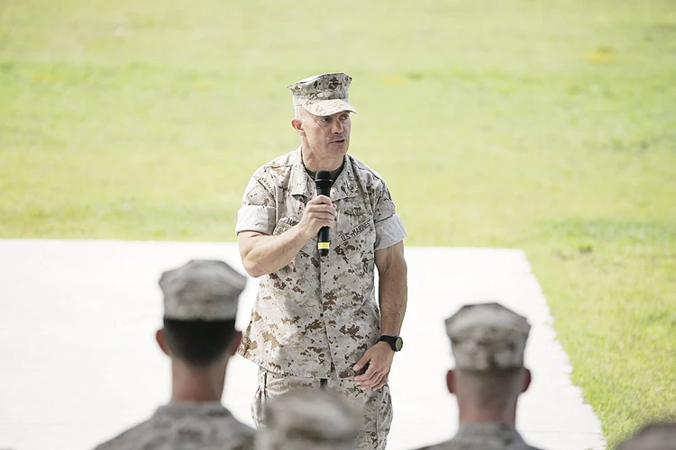           , ,    . : U.S.Marines/Wikimedia Commons
