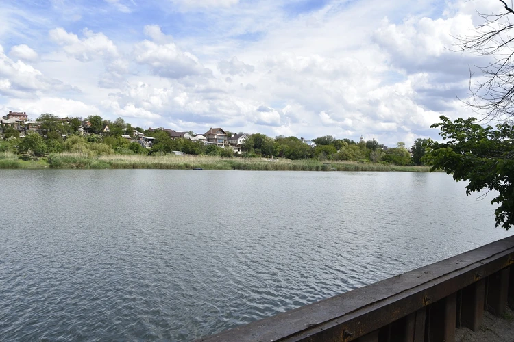 Грузин және әзірбайжан әйелдерінің қатысуымен жеке порно онлайн қараңыз Блять дом