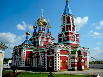 В Мало-Дивеевском монастыре находится частица Древа Креста Господня