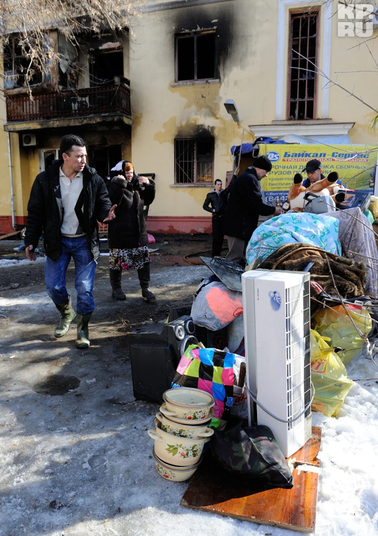 МЧС: Причина пожара в доме на Поддубного - неострожность при курени - KP.RU