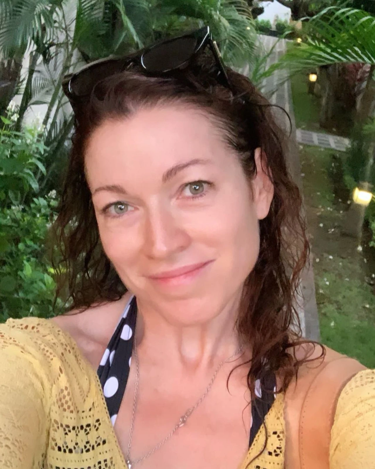 Дух захватывает»: 49-летняя Алена Хмельницкая в купальнике поделилась  красотой - KP.RU